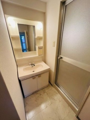 シャンテ辻亀【大阪府】東大阪市　1棟収益マンションの独立洗面台