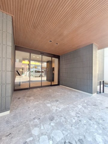 Ｌｅｓ　ｂｏｉｓ　レボアのエントランス|★エントランス★