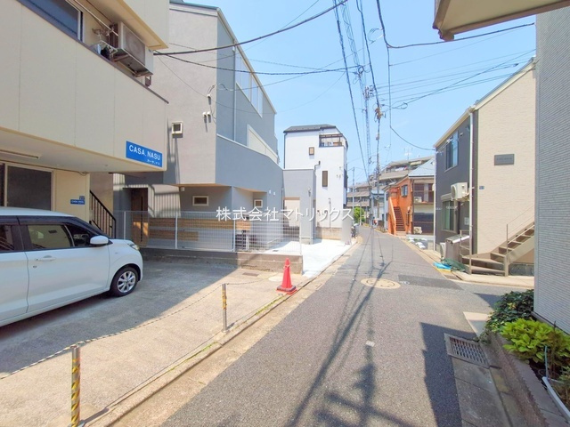板橋区徳丸1丁目　屋上ルーバル×20帖LDK　限定1棟の前面道路含む現地写真