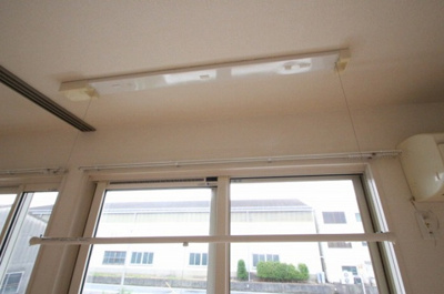  | ルミエール A棟 | 室内物干し