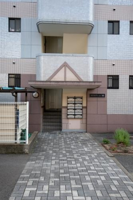 【エントランス】 | スクエアイン90′ | エントランス写真