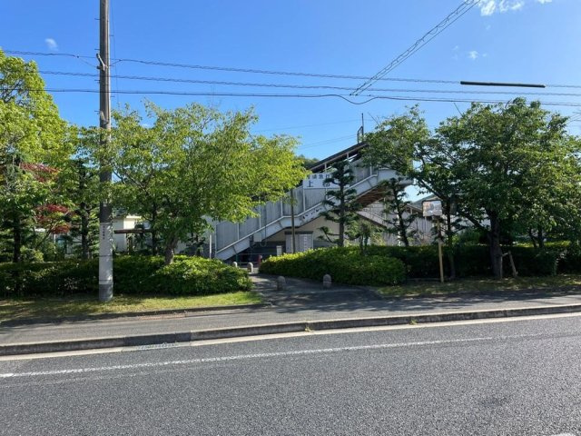 上郡町山野里の周辺|【JR山陽本線「上郡」駅】
徒歩9分。JR西日本の山陽本線と、智頭急行の智頭線が接続する駅なので、乗り換えが可能です。