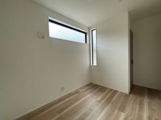 【洋室】 | Rear Fortress