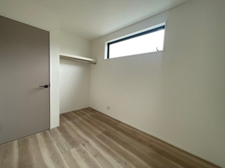 【洋室】 | Rear Fortress