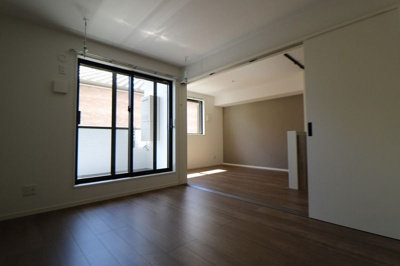 【居間・リビング】 | Leaf津福駅南