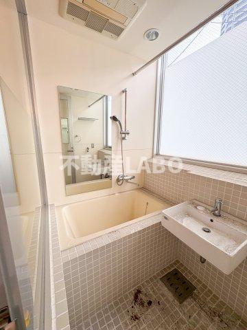 ユーレジデンス弁天町の浴室