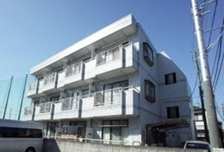 山手ハイツの外観