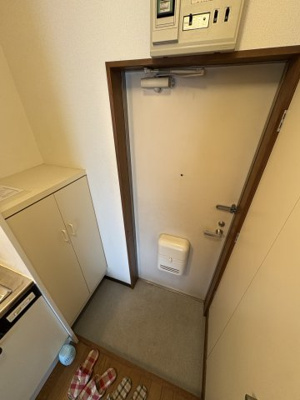 【玄関】 | ホワイトヴィレッジ | ホワイトヴィレッジ　玄関