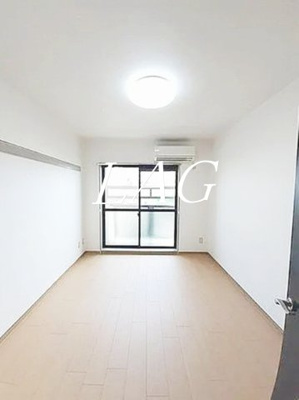 【居間・リビング】 | リバティハウス | 洋室のお部屋です。