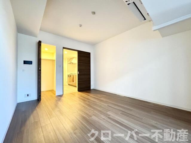 Ｓ－ＲＥＳＩＤＥＮＣＥ中新町ａｖｅｌｉｓの居間・リビング