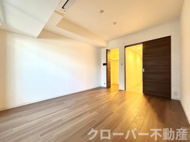 Ｓ－ＲＥＳＩＤＥＮＣＥ中新町ａｖｅｌｉｓの居間・リビング