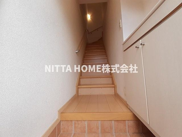 プリオールⅠの玄関|玄関シューズボックス付いています◇