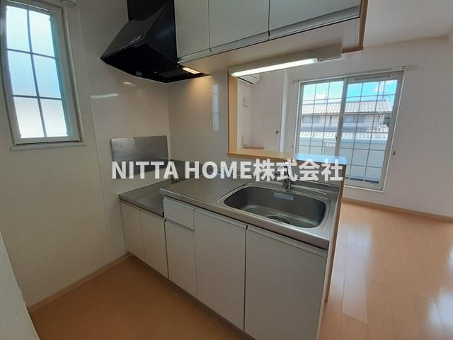 プリオールⅠのキッチン|お料理がしやすいキッチンですよ～☆