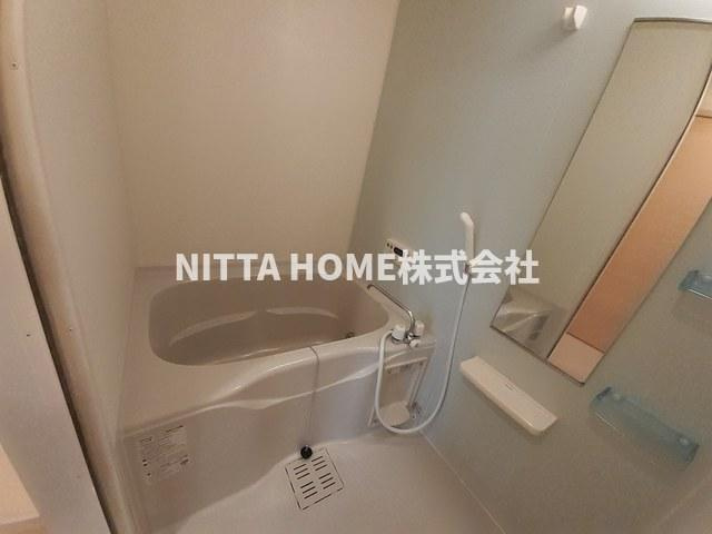 プリオールⅠの浴室|追い焚き機能・浴室乾燥機を完備!!