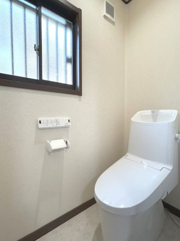 リフォーム済中古戸建　大垣市万石1丁目　平成3年築のトイレ