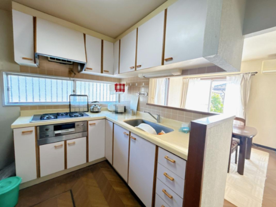 常陸太田市真弓町　中古戸建のキッチン