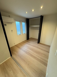 【洋室】 | Ulu kanoa