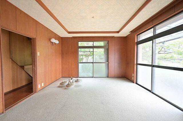 【居間・リビング】