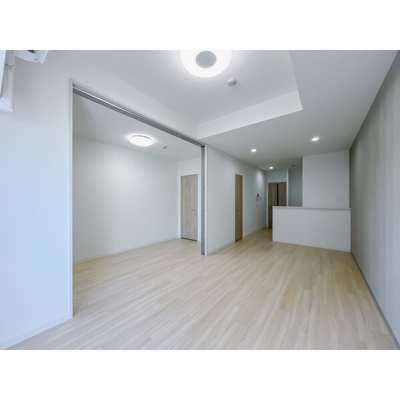 【居間・リビング】 | La’a Kea 徳川(ラアケア徳川)