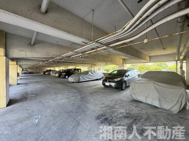 チュリス鎌倉の駐車場|駐車場に車を止められます