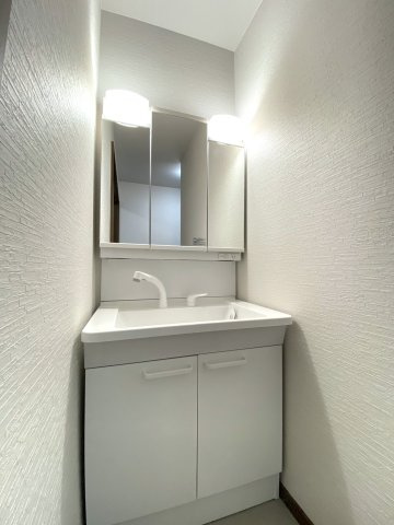 上野幌3条5丁目の独立洗面台