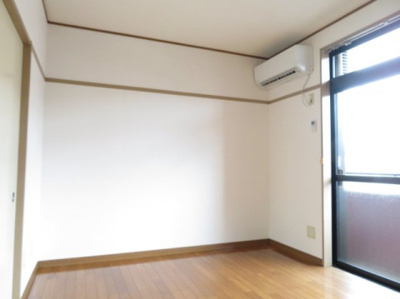 【洋室】 | ノエル | 南洋室