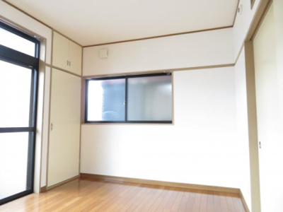 【洋室】 | ノエル | 南洋室