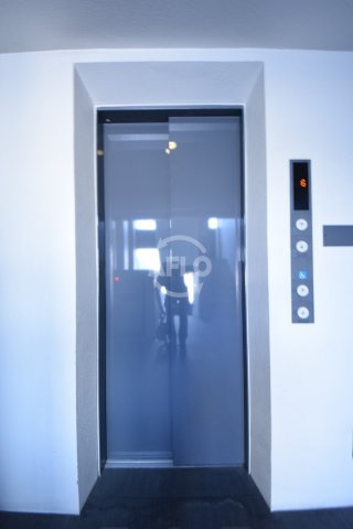 プレサンスNEO心斎橋のその他共用部分|プレサンスNEO心斎橋　エレベーター