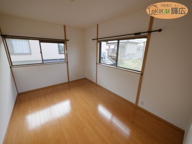 加古川市平岡町新在家　中古戸建の収納