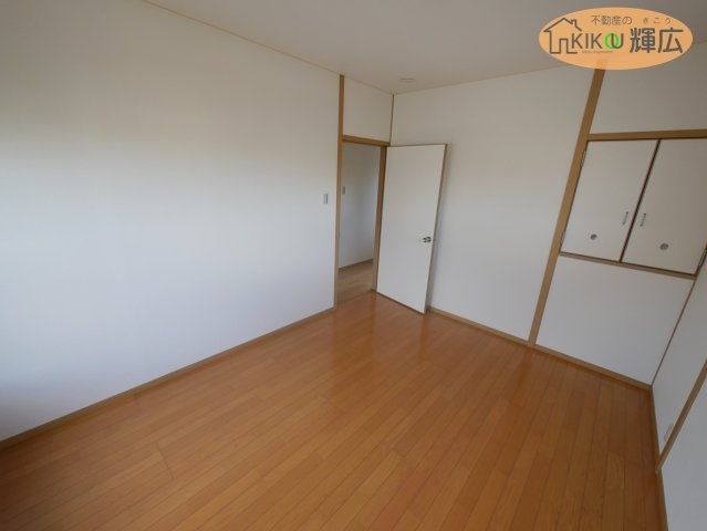 加古川市平岡町新在家　中古戸建の子供部屋