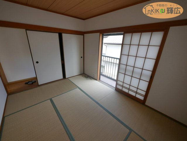 加古川市平岡町新在家　中古戸建の寝室