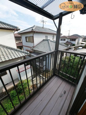 加古川市平岡町新在家　中古戸建のバルコニー