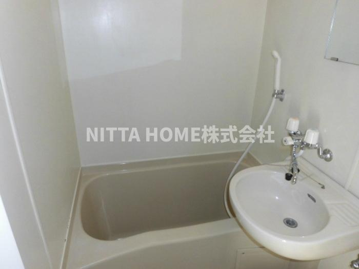 プチマンションむるぶの浴室|お風呂、洗面、トイレは同室となります＊