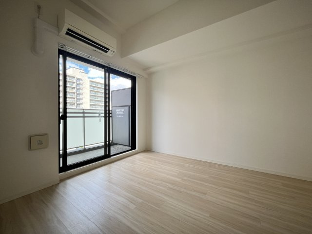 S-RESIDENCE新大阪Ridenteの居間・リビング