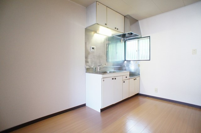 フォーレスト初石のキッチン