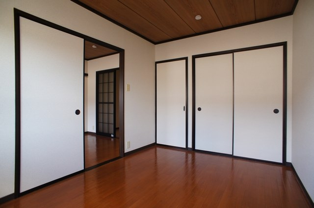 フォーレスト初石の寝室