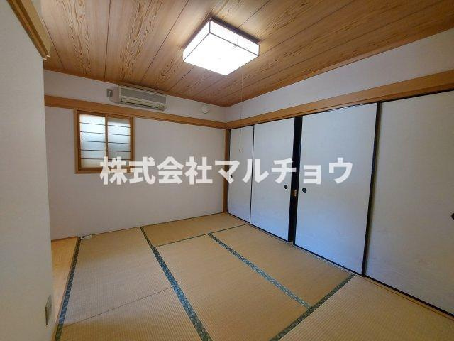 上万呂中古建ての和室|フローリングだけでなく、和室もあります