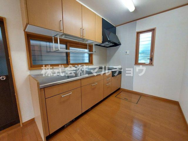 上万呂中古建てのキッチン|キッチンです