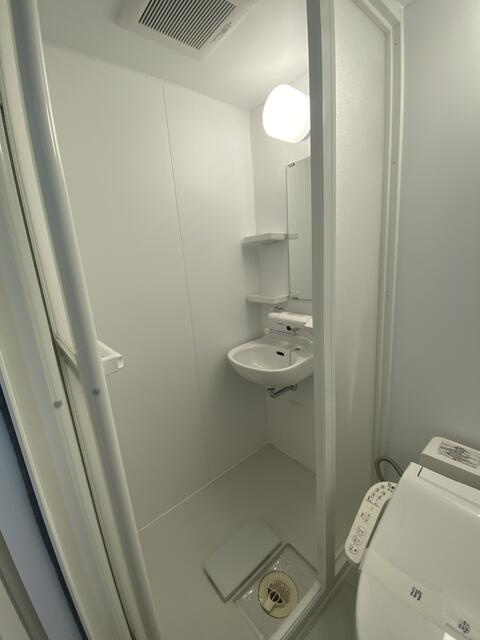 ダジュール生田のシャワールーム