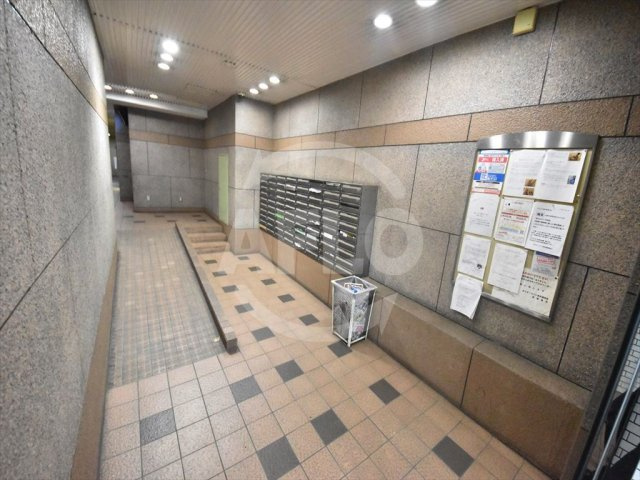 ダイドーメゾン本町のロビー|ダイドーメゾン本町　ロビー