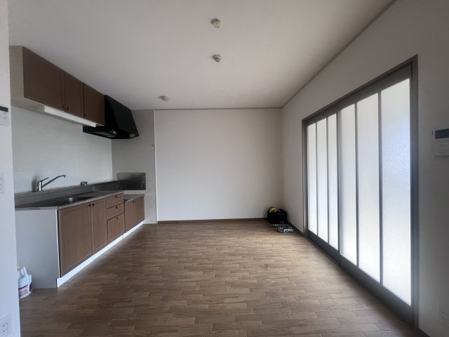 アルパポンテ一番館の居間・リビング