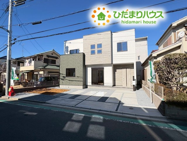熊谷市柿沼　第1期　新築一戸建て　クライン　01の駐車場|並列駐車2台可能！
玄関までの距離も近いため、雨の日のお買い物帰りでも、荷物の運び出しが楽々行える設計です！