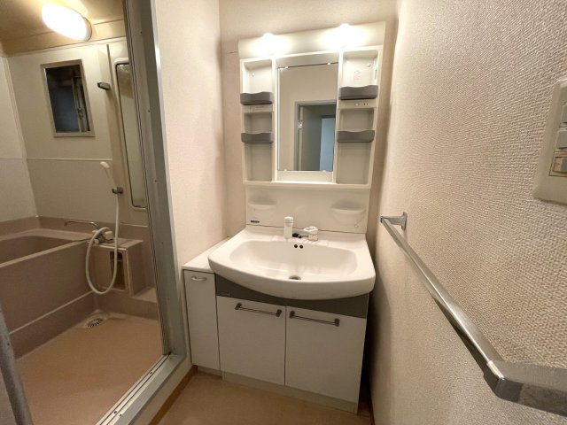 コスモ浦和中島の洗面所|独立洗面台