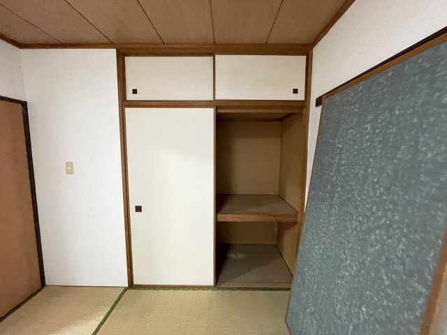 コスモ浦和中島の和室|押入