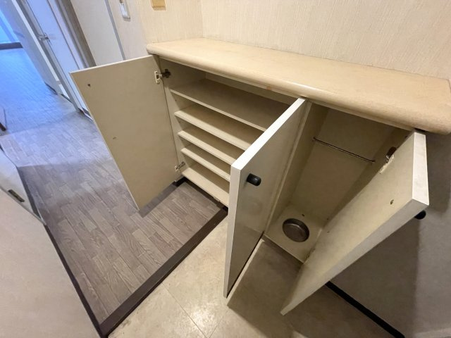 コスモ浦和中島の収納|シューズボックス