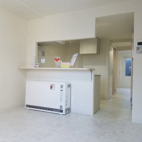 セントポプラの居間・リビング