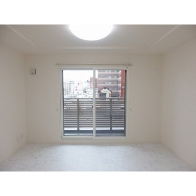 セントポプラの居間・リビング