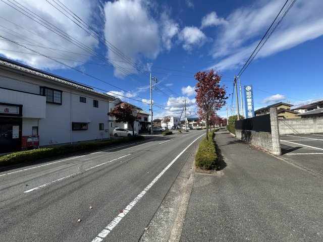 新築　前橋市朝日町三丁目　Heartful　Town　１号棟の前面道路含む現地写真|現地写真　北東側接道幅員約15ｍ