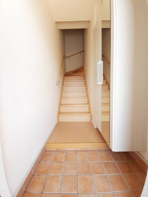 【玄関】 | ドルチェビータ | 落ち着いた玄関です