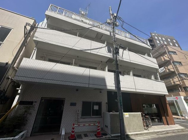 長秀ビルの外観